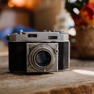 Ansco Karomat folding rangefinder 1950s 35mm film camera